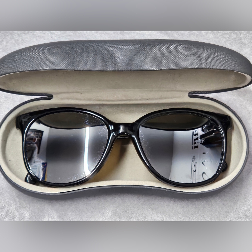 Vintage Ski Sunglasses Black Plastic Frame Split Miorred Lenses Polarized